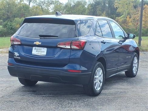 Used 2023 Chevrolet Equinox LS w/ LS Convenience Package image 20