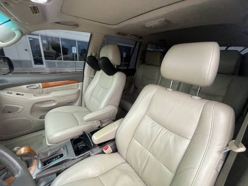 Used 2005 Lexus GX 470 AWD/4WD image 25