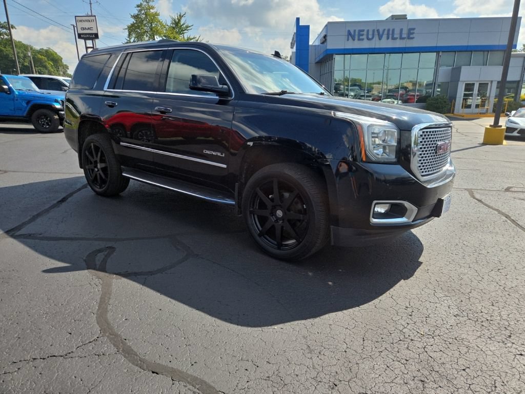 Used 2017 GMC Yukon Denali w/ Open Road Package AWD/4WD image 2