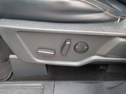 Used 2022 Ford Bronco Badlands image 12