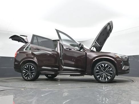New 2026 Volvo XC90 T8 Ultra w/ Protection Package Premier AWD/4WD image 57