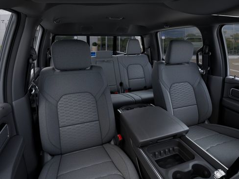 New 2026 RAM 1500 4x4 Crew Cab image 16
