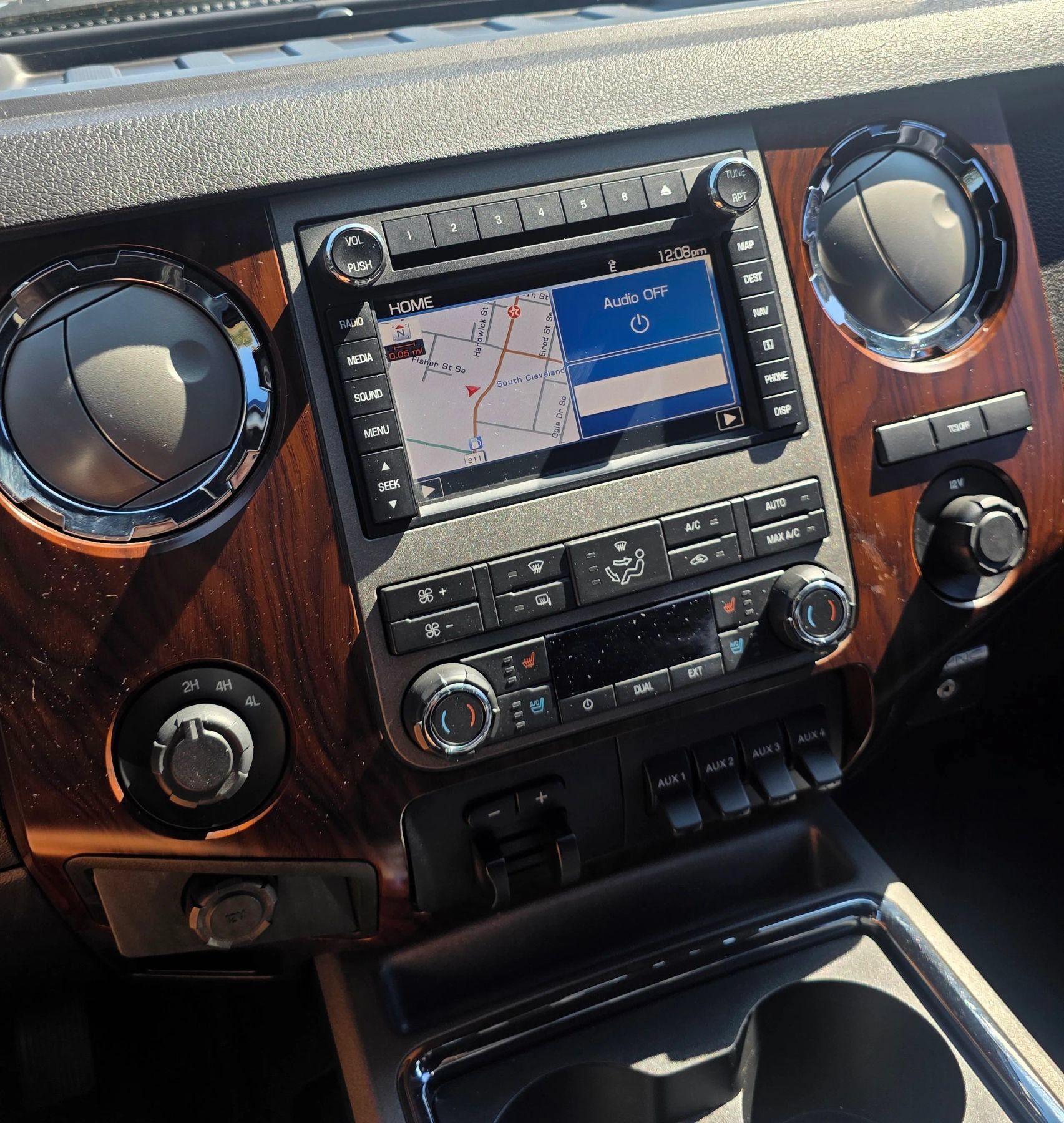 Used 2011 Ford F450 Lariat w/ Lariat Ultimate Pkg AWD/4WD image 18