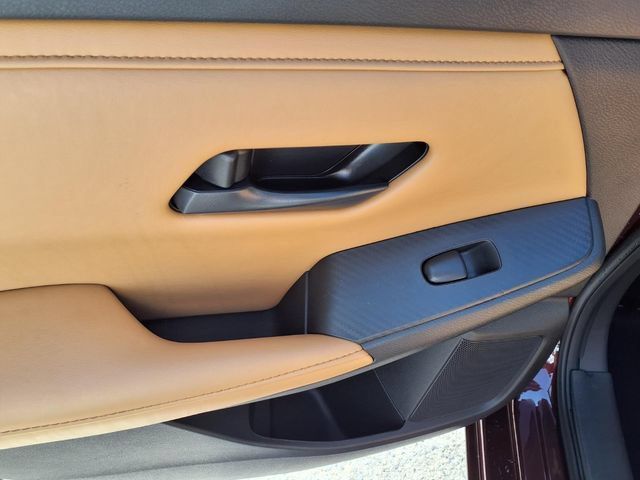 Used 2025 Nissan Sentra SV w/ SV Premium Package FWD image 19