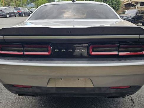 Used 2016 Dodge Challenger R/T RWD image 6