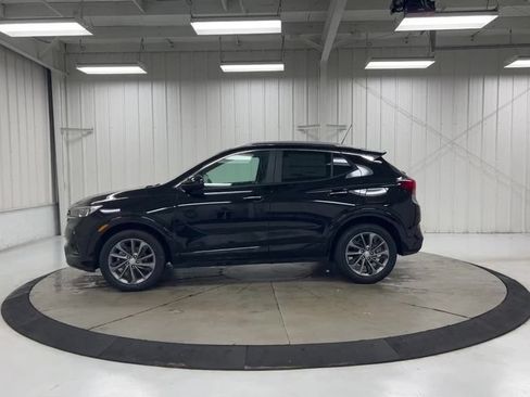 Used 2023 Buick Encore GX Select w/ Experience Buick Package FWD image 5