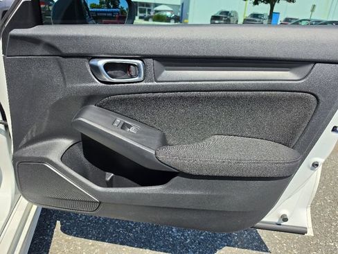 Used 2024 Honda Civic Sport image 10