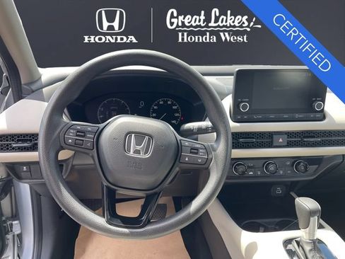 Certified 2024 Honda HR-V LX image 9