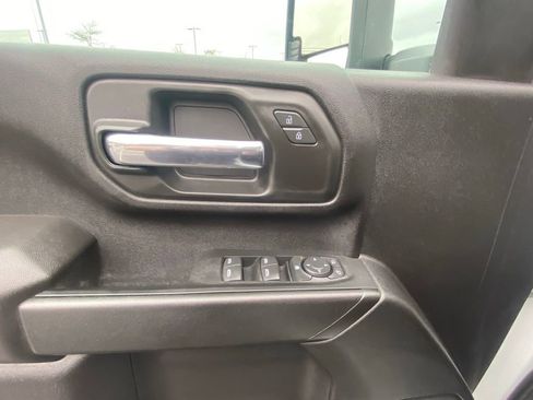 Used 2024 Chevrolet Silverado 2500 W/T w/ WT Convenience Package image 11