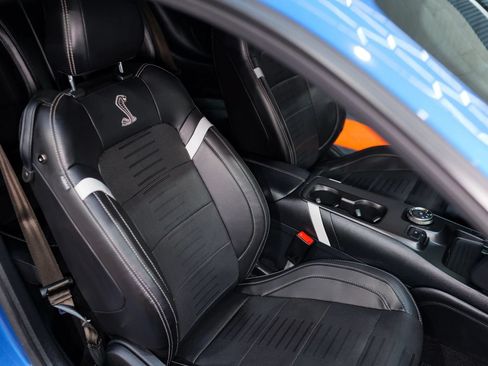 Used 2021 Ford Mustang Shelby GT500 w/ Technology Package RWD image 37