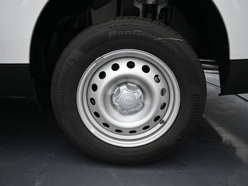 New 2025 Ford Maverick XL image 36