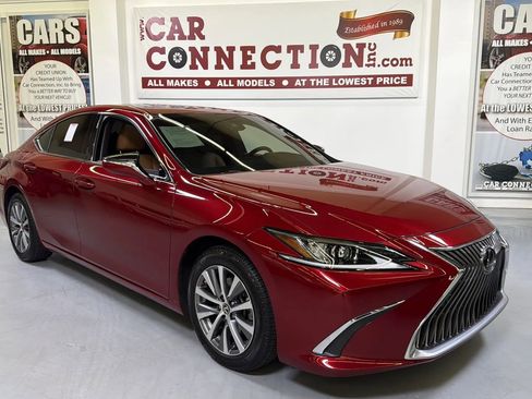 Used 2020 Lexus ES 350 w/ Premium Package image 11