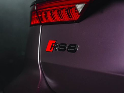 Used 2022 Audi RS 6 AWD/4WD image 23