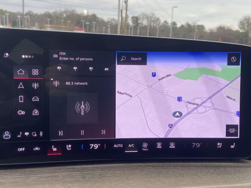 Certified 2025 Audi Q5 Prestige image 25