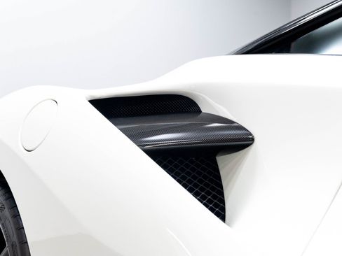 Used 2016 Ferrari 488 GTB RWD image 29