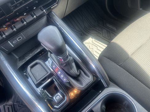 Used 2023 GMC Canyon Elevation w/ Convenience Package image 30