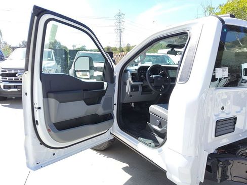 New 2026 Ford F350 XL w/ XL Chrome Package RWD image 5