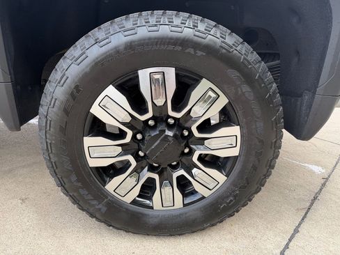 New 2026 GMC Sierra 2500 Denali w/ Denali Reserve Package image 33