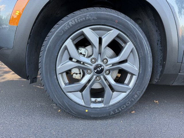 Certified 2025 Kia Seltos S FWD image 37