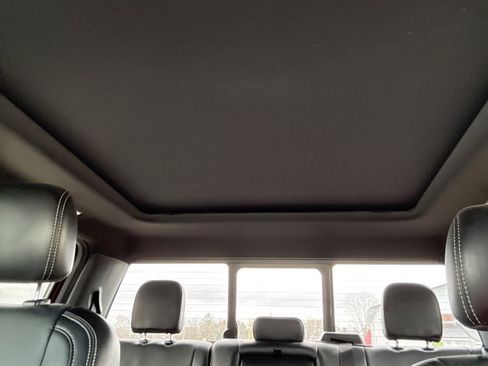 Used 2019 Ford F150 Lariat w/ Equipment Group 502A Luxury image 15