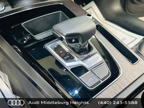 Certified 2023 Audi Q5 Premium w/ Convenience Package AWD/4WD image 15
