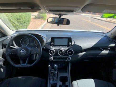 Used 2024 Nissan Sentra S FWD image 14
