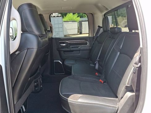 Used 2024 RAM 2500 Laramie AWD/4WD image 8