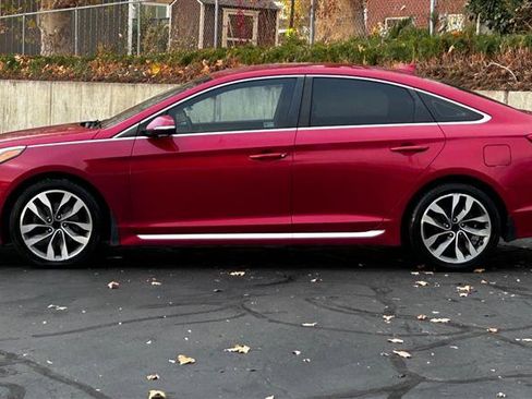 Used 2017 Hyundai Sonata Sport 2.0T image 2