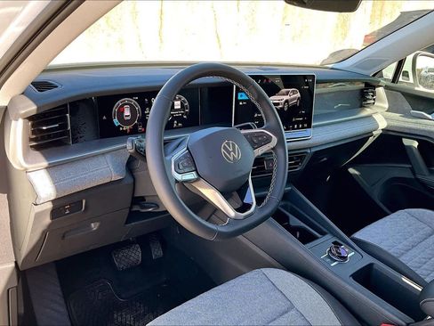 New 2026 Volkswagen Tiguan S image 8