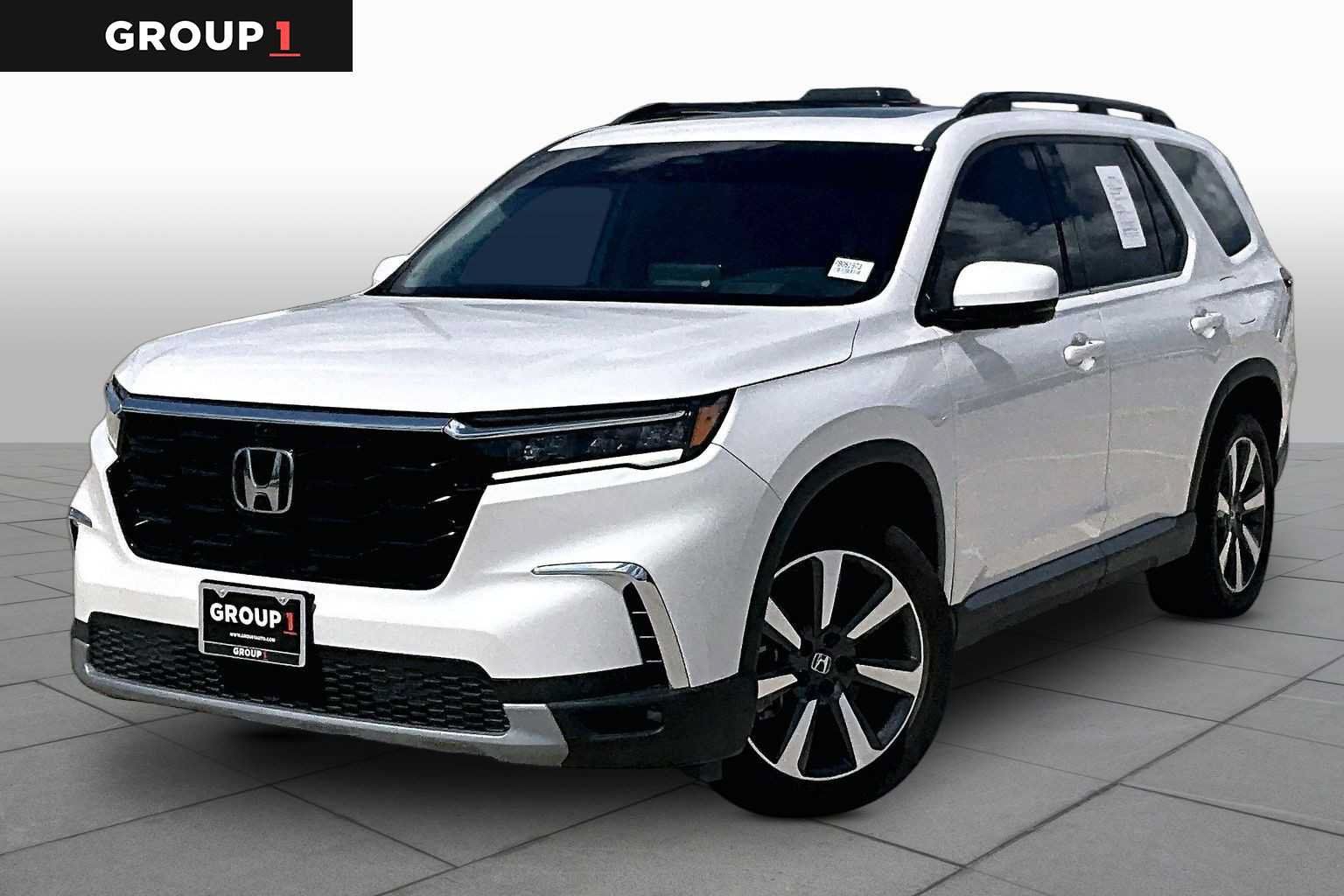 Used 2023 Honda Pilot Elite image 1