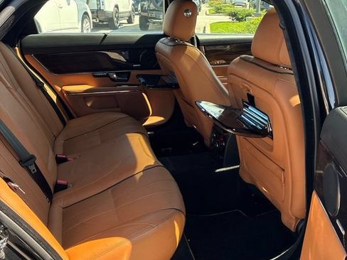 Used 2012 Jaguar XJ L Supercharged RWD image 20