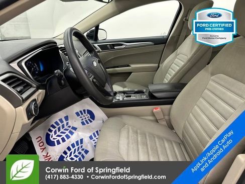 Certified 2019 Ford Fusion SE image 20