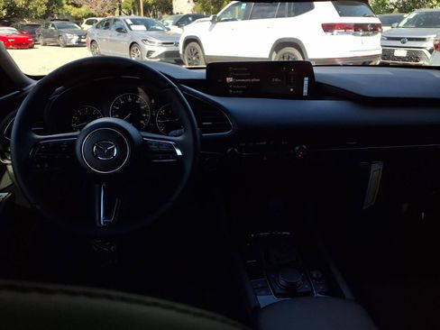 New 2026 MAZDA MAZDA3 Hatchback w/Premium Plus Pkg image 19