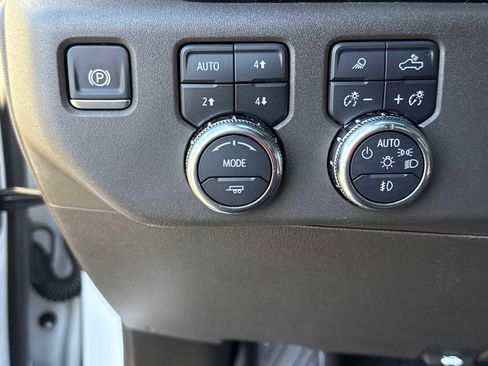 Used 2024 GMC Sierra 1500 SLT w/ SLT Premium Plus Package image 14