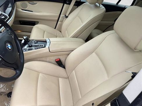 Used 2013 BMW 535i Gran Turismo xDrive image 10