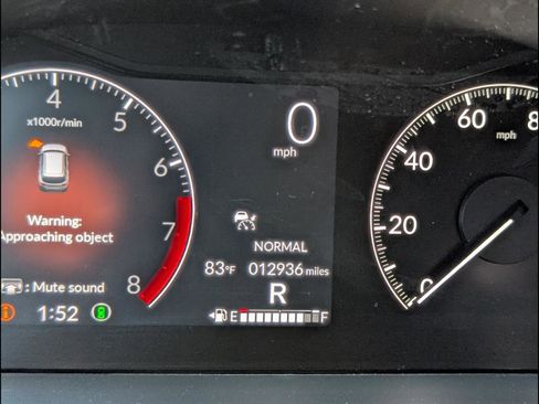 Certified 2025 Honda Pilot Touring image 10