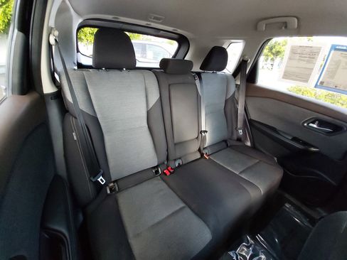 Used 2023 Nissan Rogue SV FWD image 12