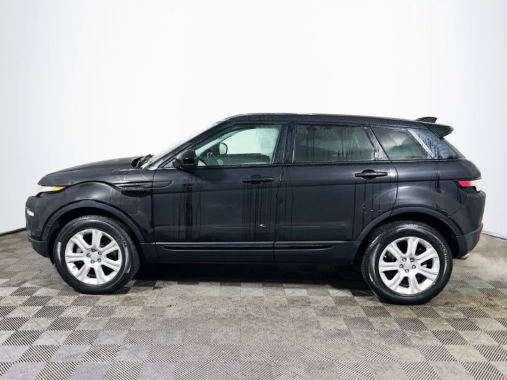 Used 2017 Land Rover Range Rover Evoque SE AWD/4WD image 4