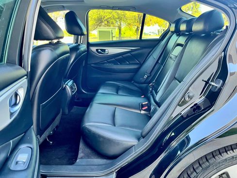 Used 2019 INFINITI Q50 Luxe w/ Essential Package (3.0T Luxe) RWD image 38
