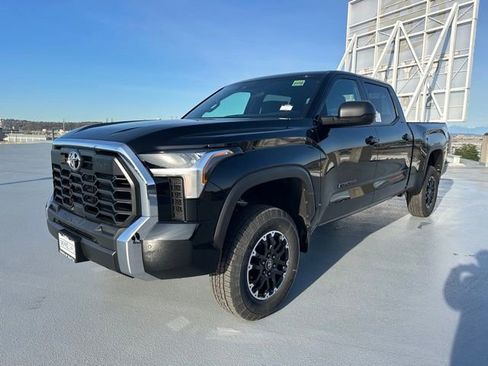New 2026 Toyota Tundra SR5 AWD/4WD image 5