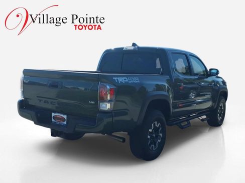 Certified 2021 Toyota Tacoma TRD Off-Road w/ TRD Premium Off Road Package AWD/4WD image 4