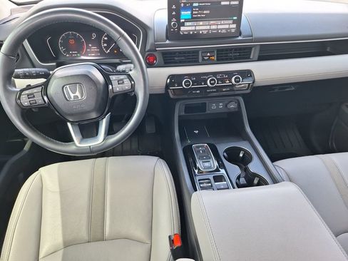 Used 2024 Honda Pilot EX-L image 18