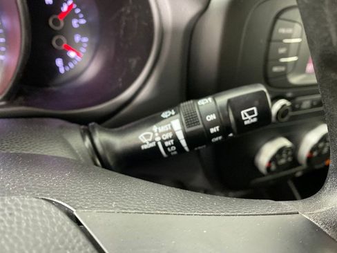 Used 2015 Kia Soul image 16