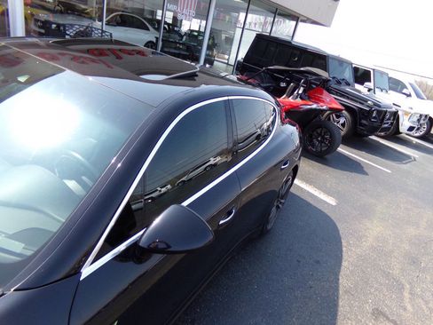 Used 2014 Porsche Panamera S image 39