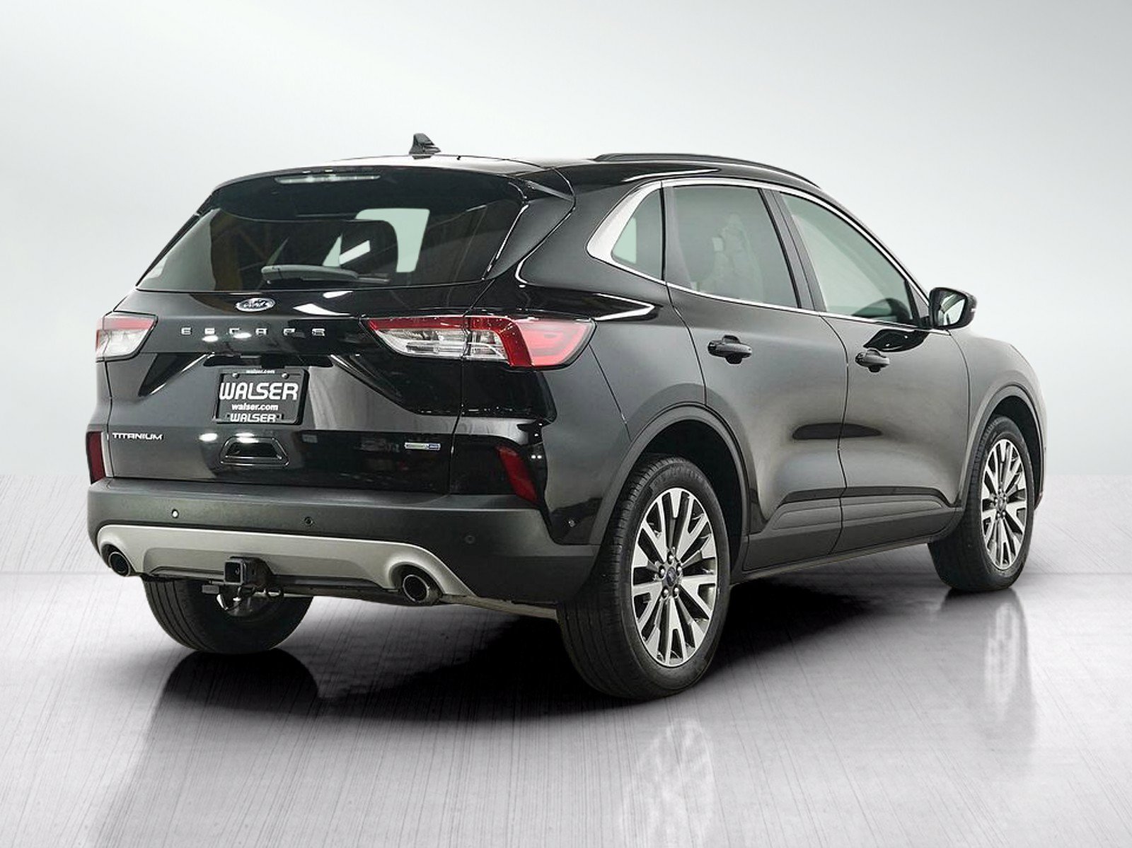 Used 2020 Ford Escape Titanium AWD/4WD image 5