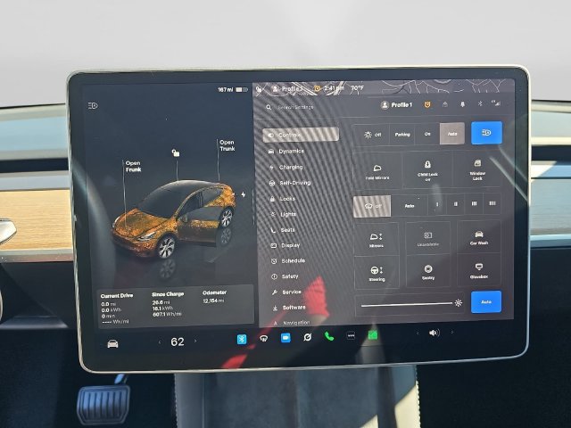 Used 2024 Tesla Model Y Long Range AWD/4WD image 23