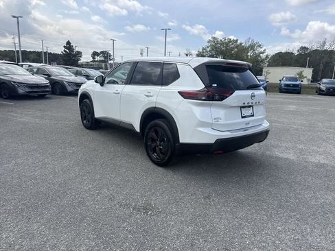 New 2026 Nissan Rogue SV FWD image 7