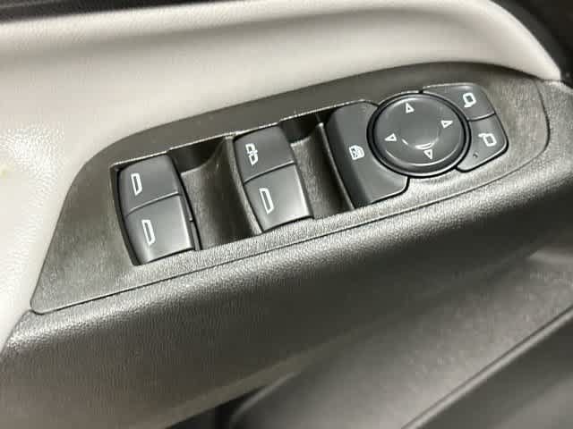 Used 2020 Chevrolet Equinox LT FWD image 20