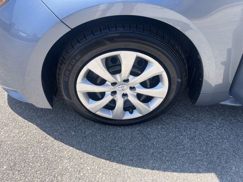 Used 2023 Toyota Corolla LE image 11