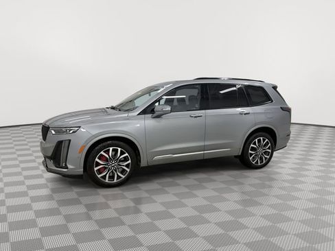 Certified 2025 Cadillac XT6 Sport w/ Platinum Package image 5